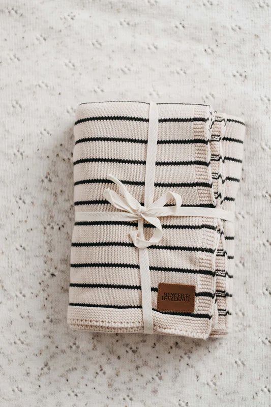CHARCOAL STRIPE KNITTED BLANKET