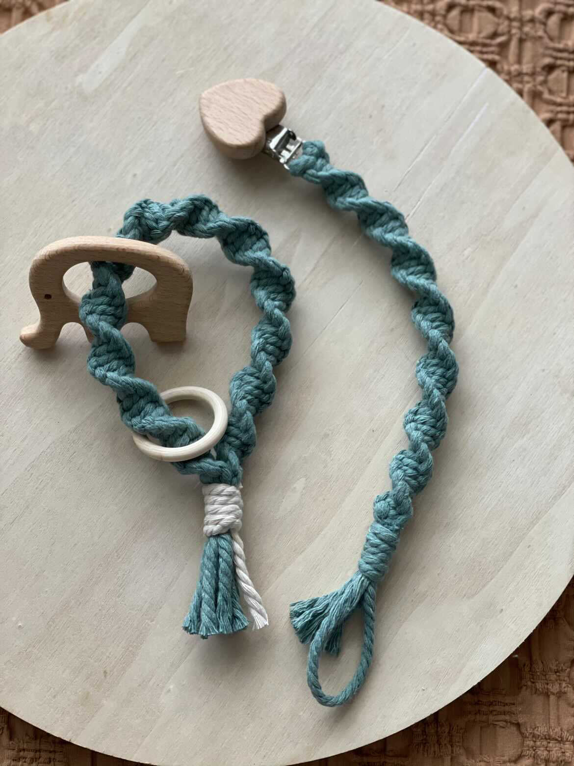 MACRAME DUMMY CHAIN - MINT