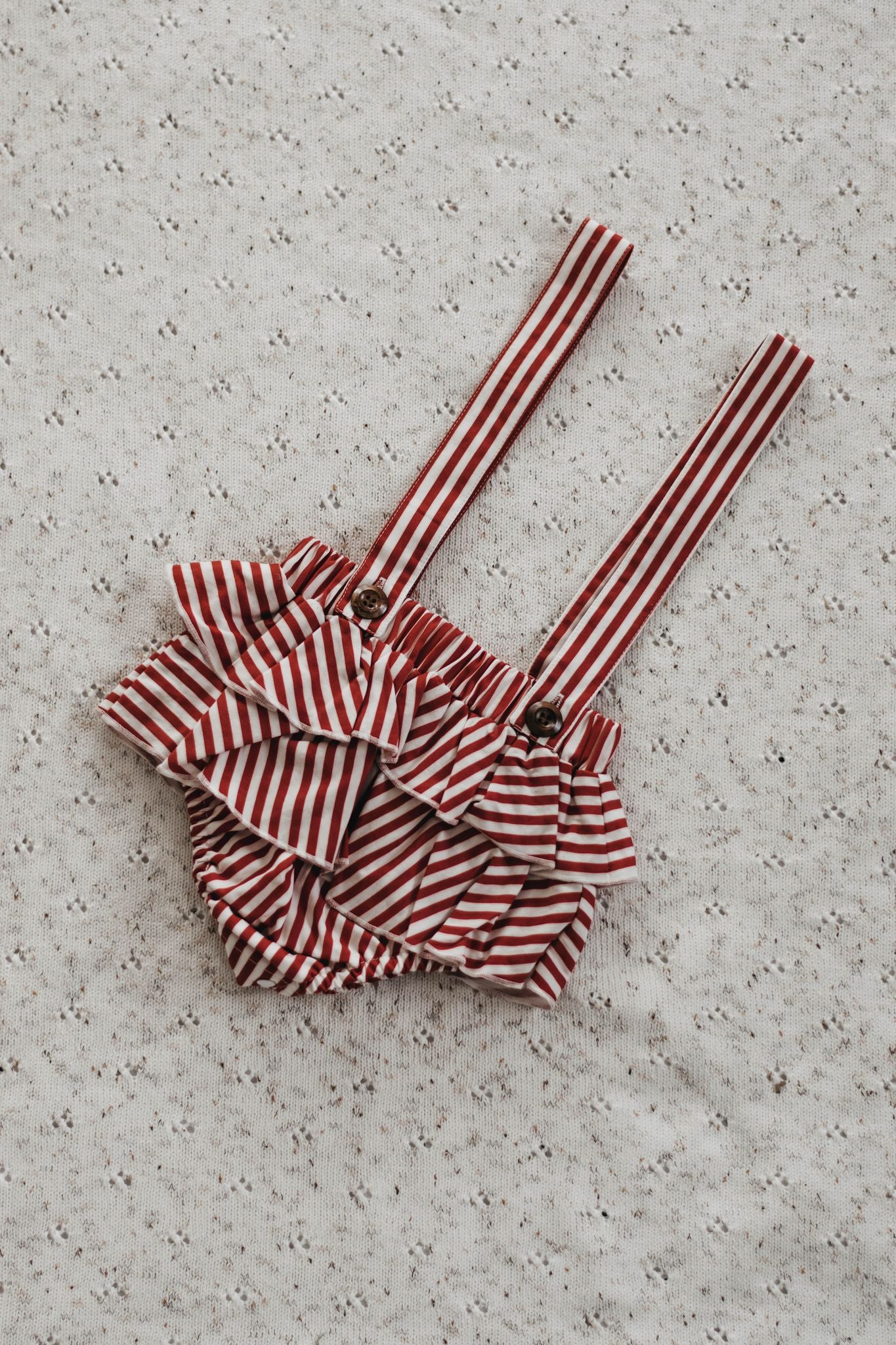 CLAUS SUSPENDER BLOOMS
