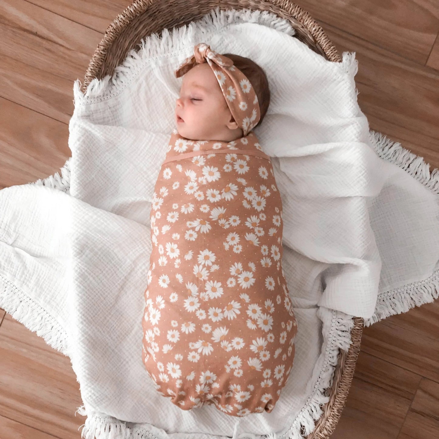 DAISY POLKA DOT SWADDLE SET