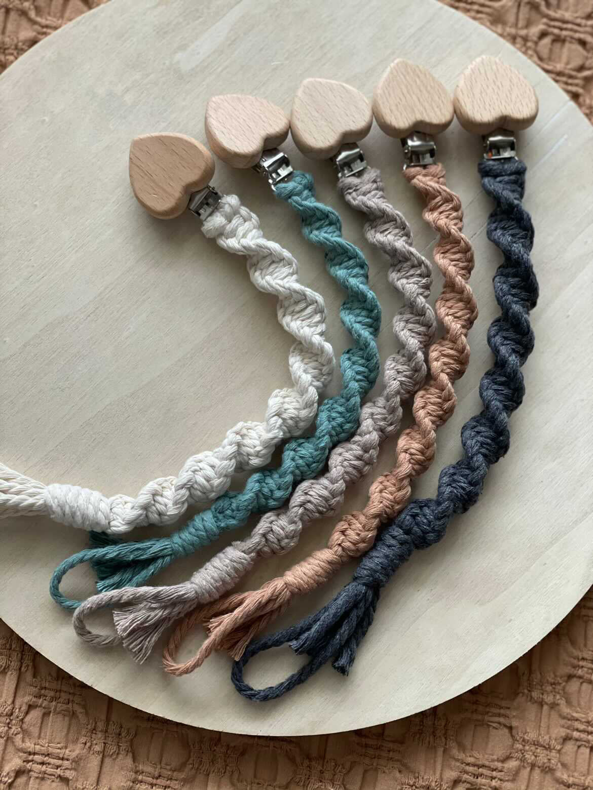 MACRAME DUMMY CHAIN - NATURAL