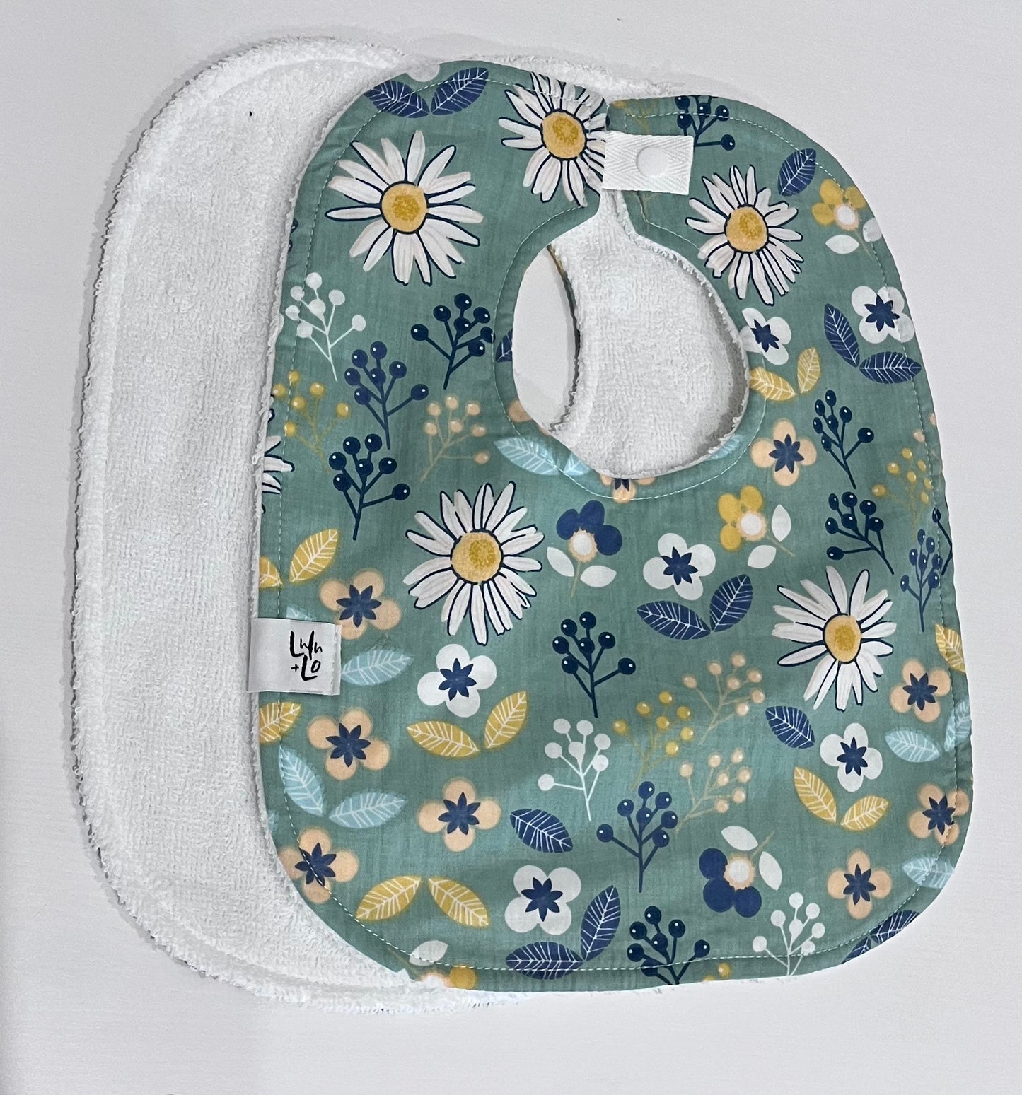 THE FLOWER PATCH - GREEN FLORAL